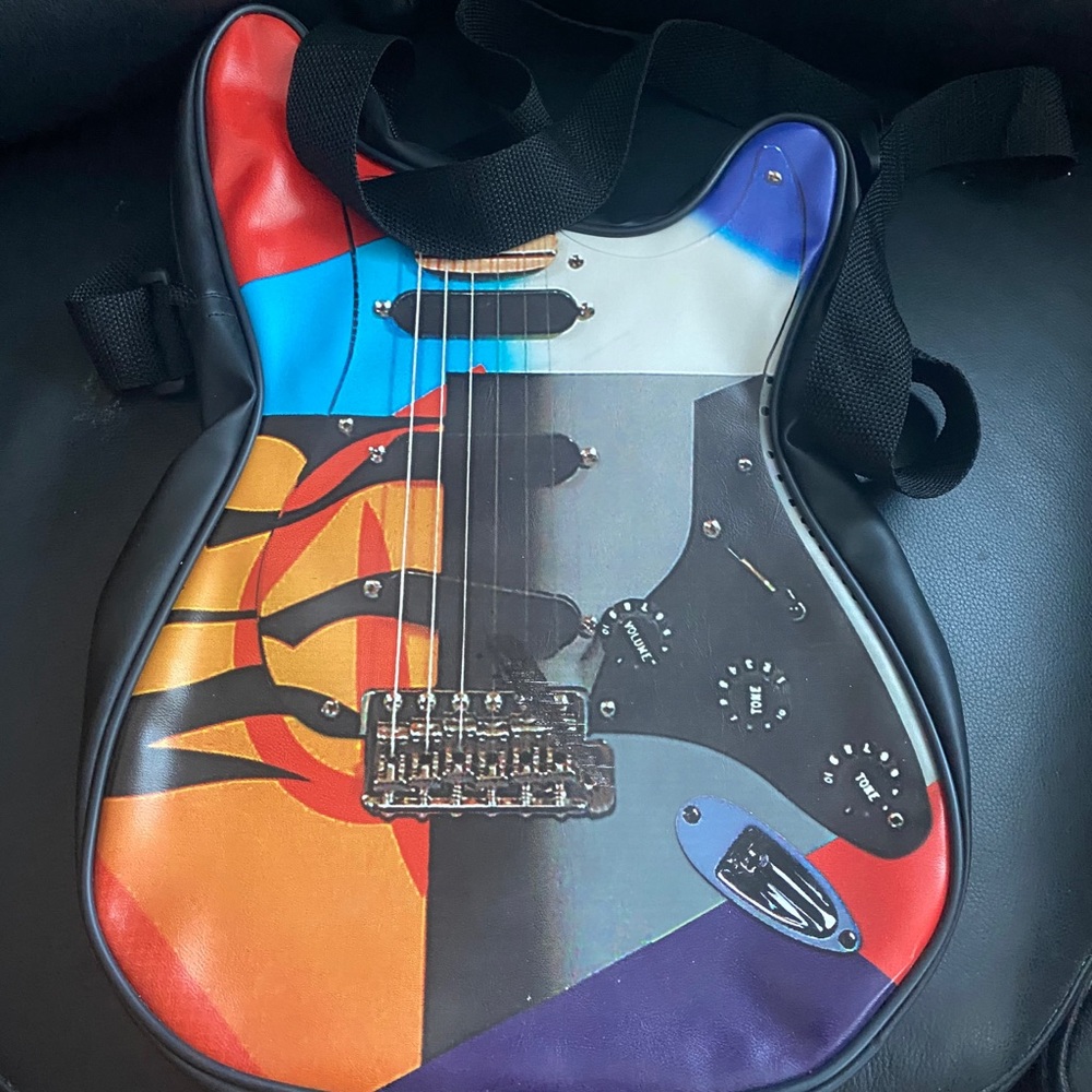 Guitar print shoulder bag